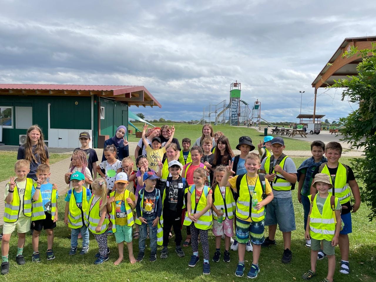 Projekt "Fröhliche Ferien": Ein unvergesslicher Sommer für Flüchtlingskinder