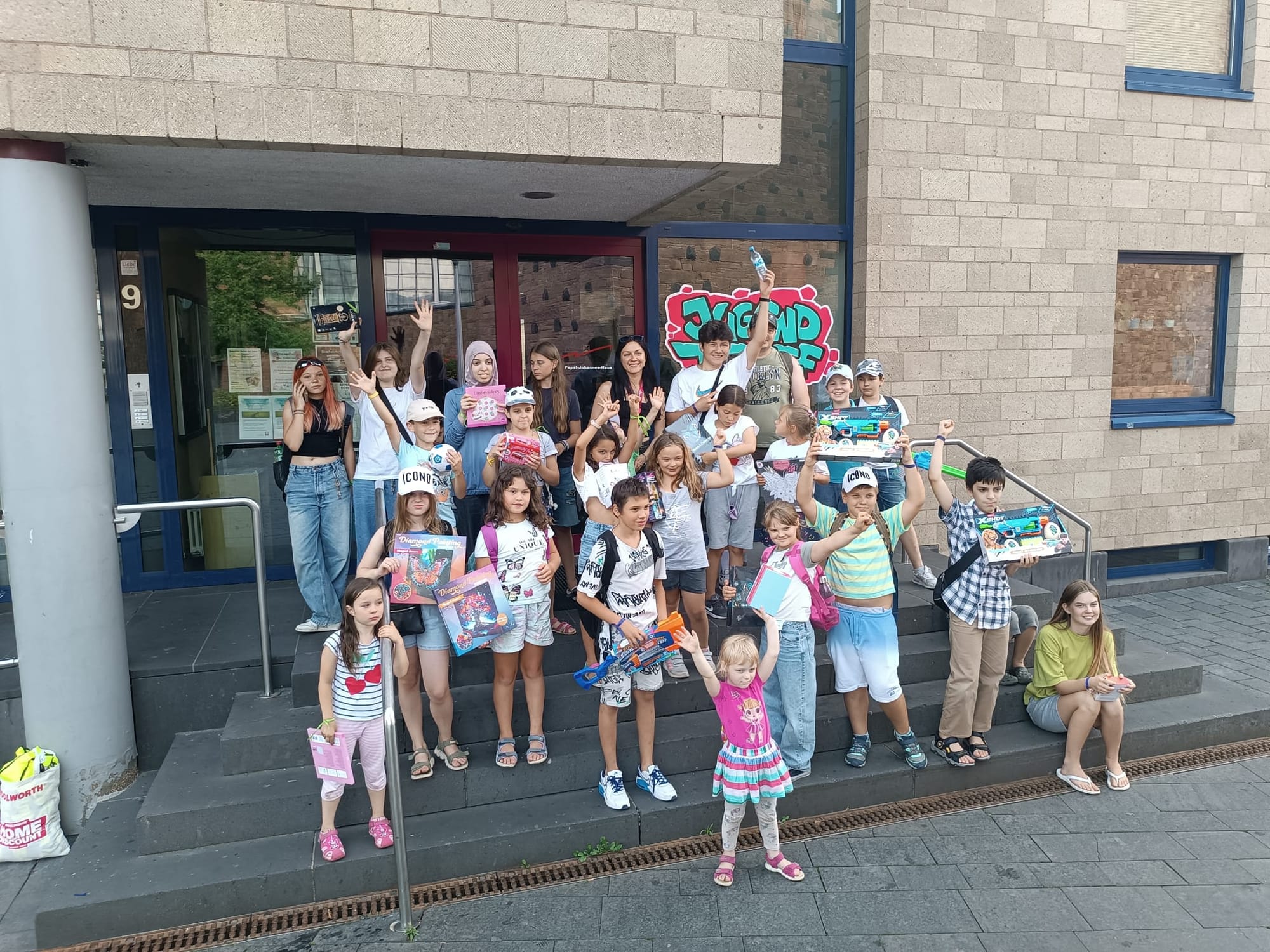 Projekt "Fröhliche Ferien": Ein unvergesslicher Sommer für Flüchtlingskinder